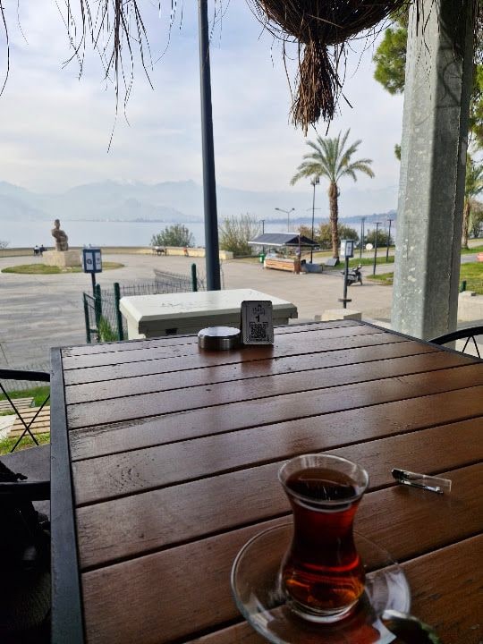 Deniz Karşı Cafe