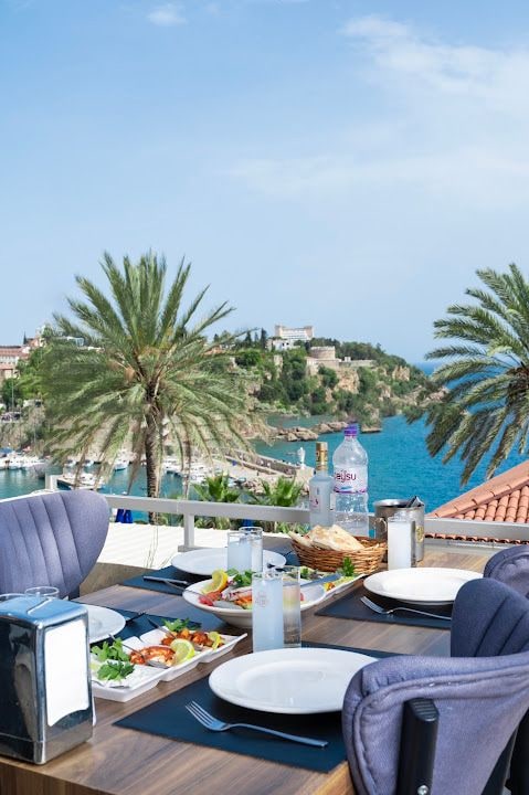Deniz Üstü Meyhanesi Ve Restaurant Kaleiçi
