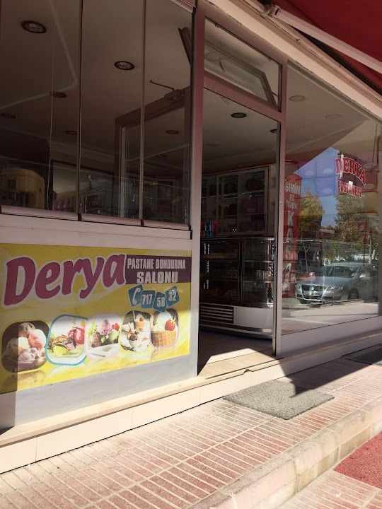 Derya Pastanesi