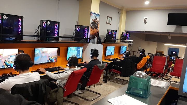 Dilom İnternet Kafe