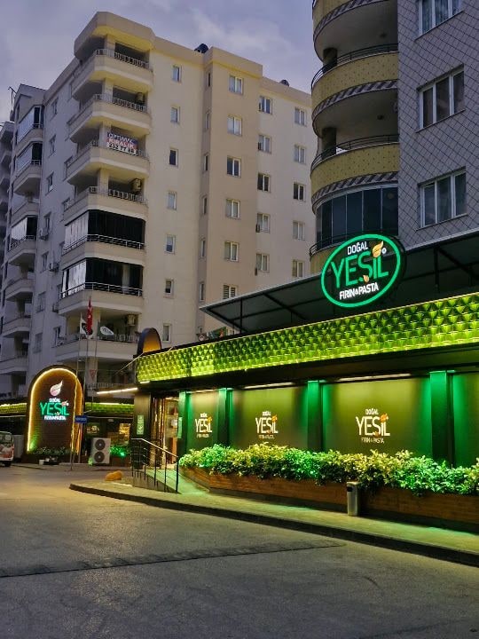 Doğal Yeşil Fırın Pasta