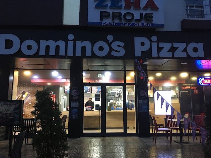 Domino's Pizza Mamak