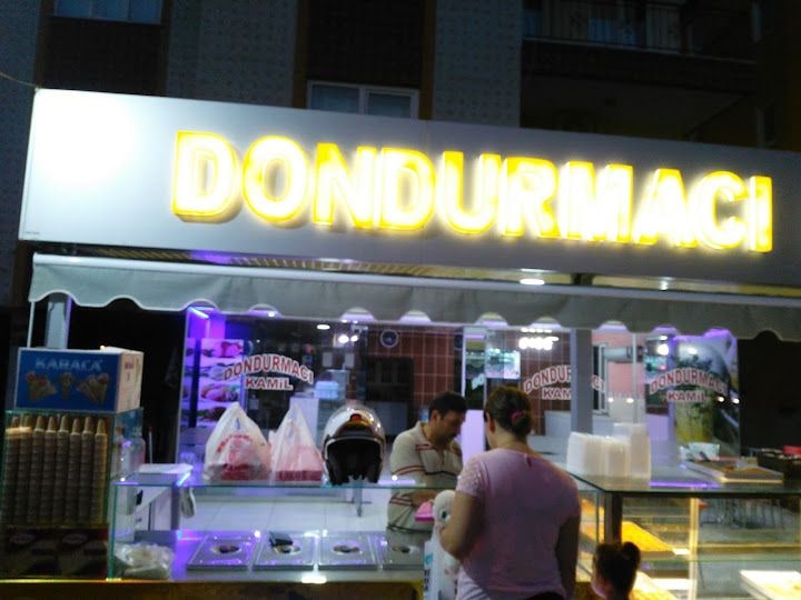 Dondurmacı Kamil Pastanesi