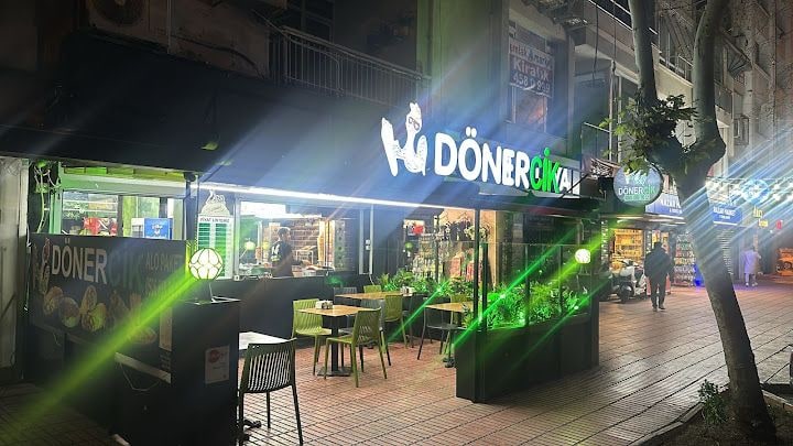 Dönercik – Adana'nın Efsane Döner Lezzeti Burada