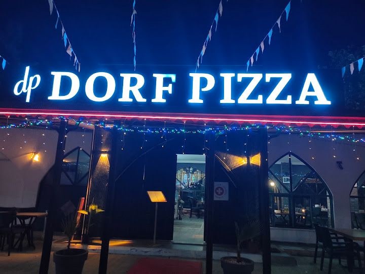 Dorf Pizza