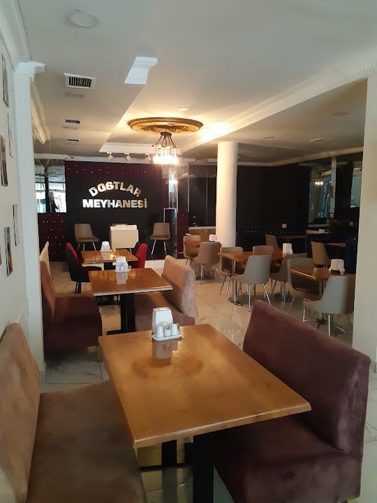 Dostlar meyhanesi
