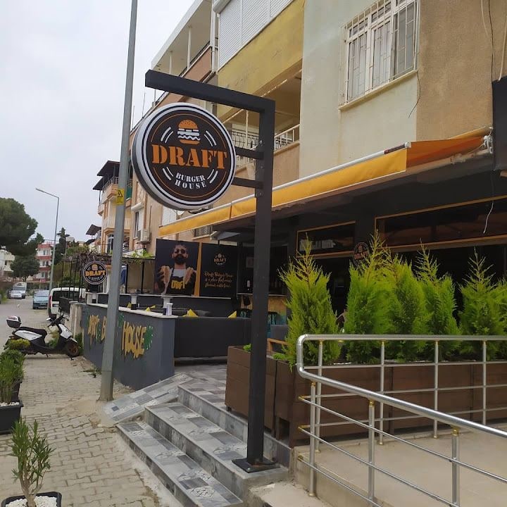 Draft Burger House