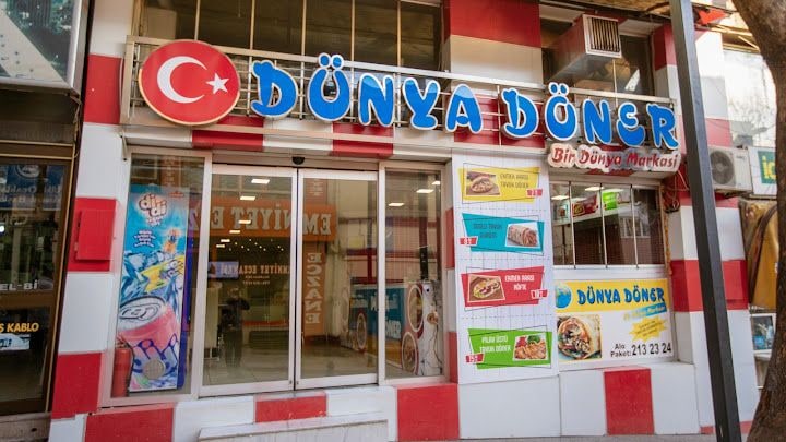 Dünya Döner