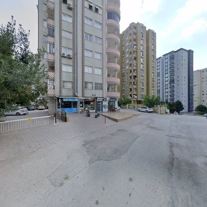 Ebrar Çiğ Köfte