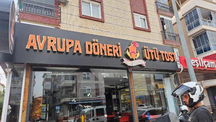 ECE CAFE AVRUPA DÖNERİ VE ÜTÜ TOST