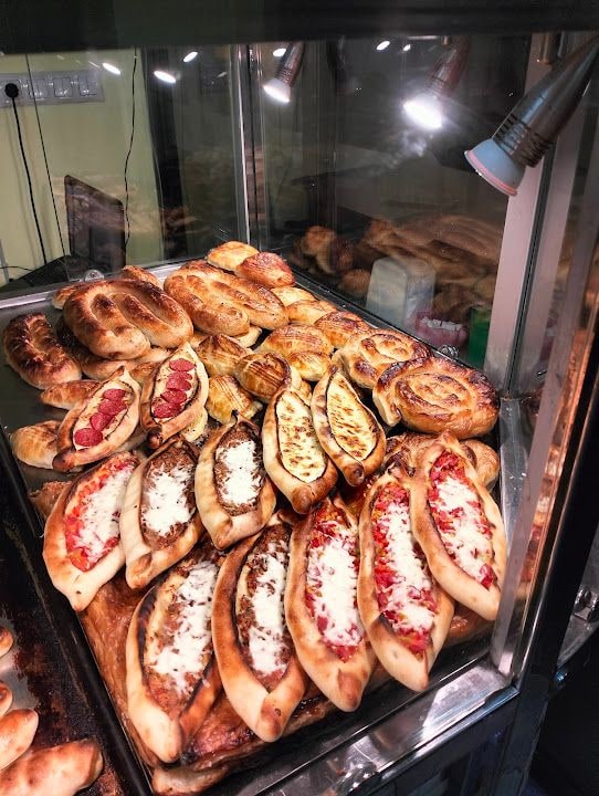 Efeler Sarıyer Börek & Pide