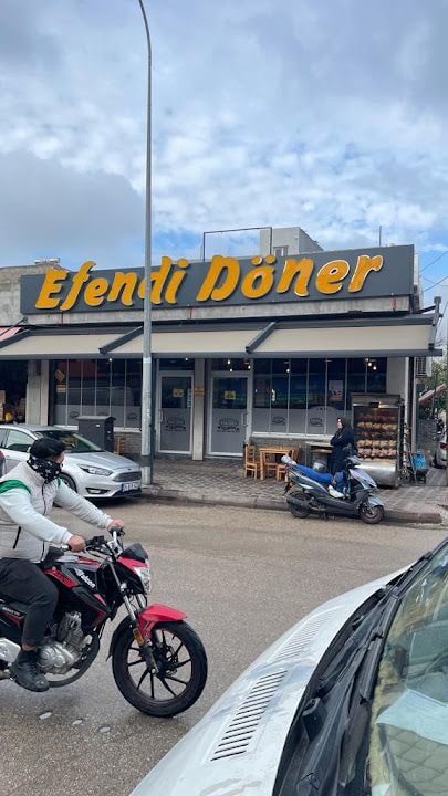 EFENDİ DÖNER VE KIZARMIŞ PİLİÇ