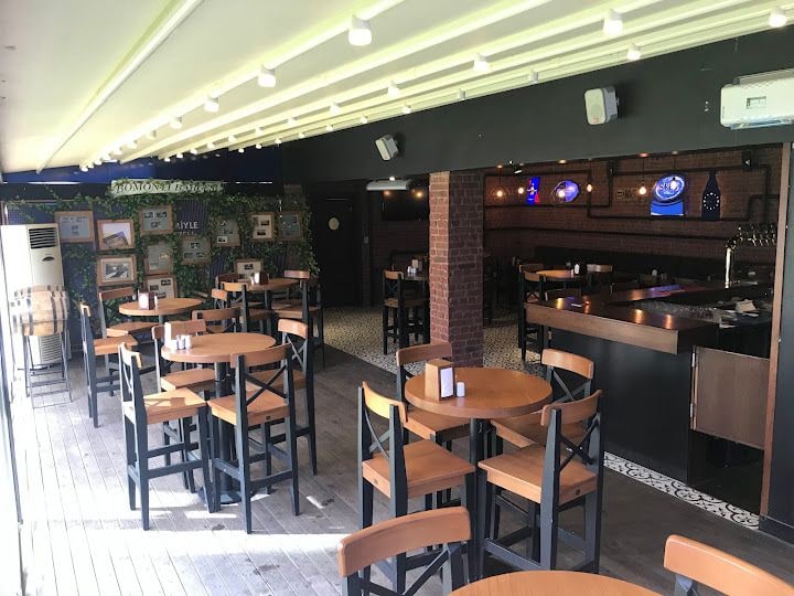 Efes Pub