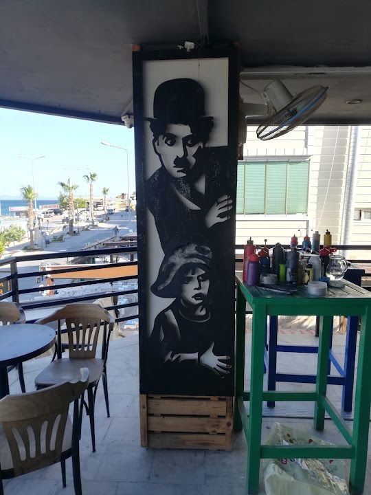 Eflatun Bar