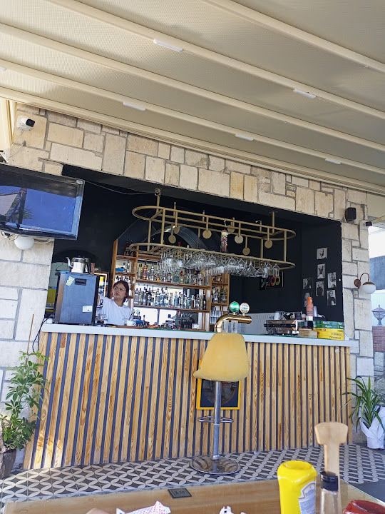 Eflatun Bistro