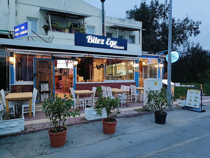Ege Mantı kebap Izgara pide pizza lahmacun