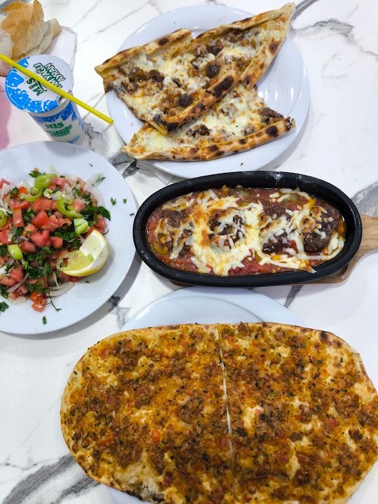 Ege Naz Pide Ve Kebap Salonu