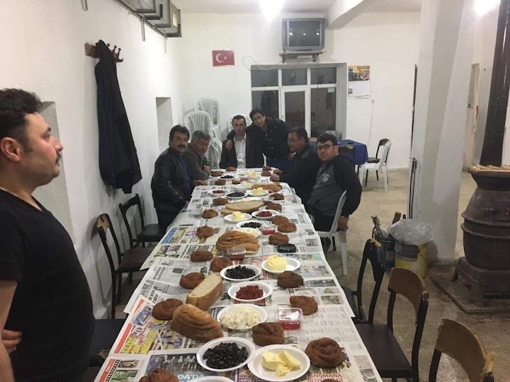 Eğriöz Mahalle Kahvehanesi