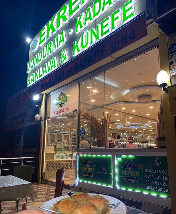 EKREM DONDURMA 2