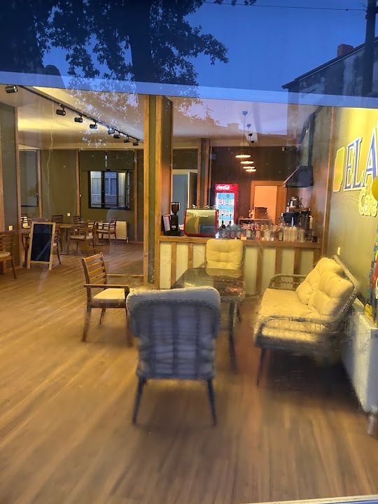 Ela Cafe