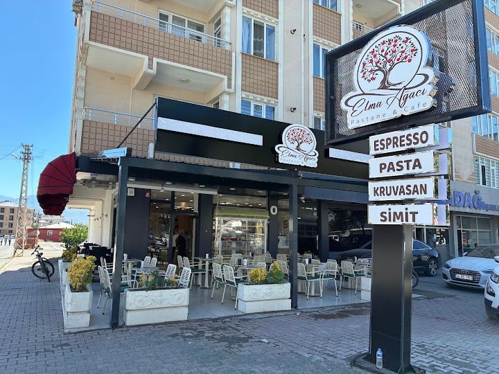 Elma Ağacı Pastane Cafe Özel Hastane Şubesi