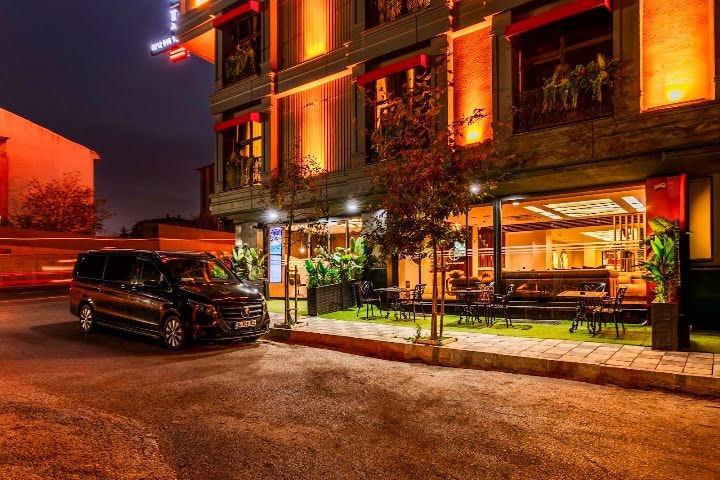 Elysian Airport Hotel