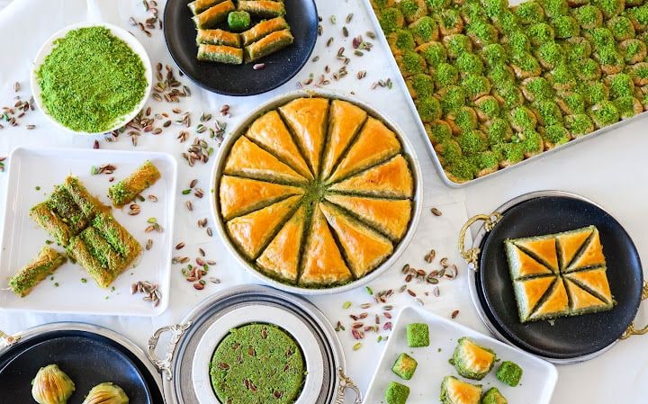 EMEK KADAYIF BAKLAVA (YENİKENT)