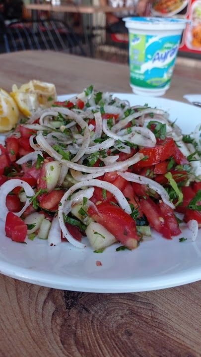 Emre Usta Döher Kebap