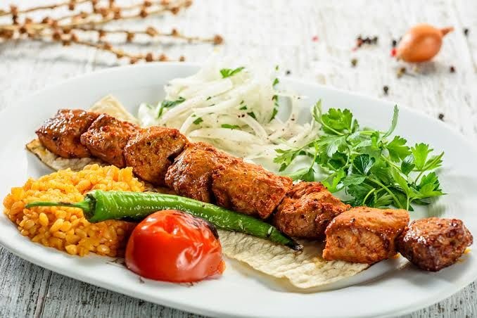 Esra mantı & kebap’s