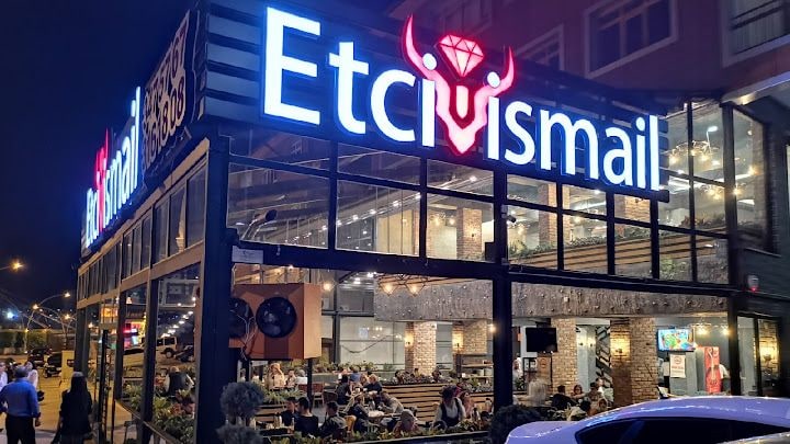 ETÇİİ SMAİL