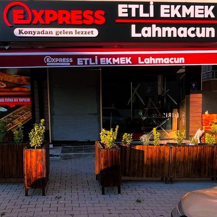 Express Etli Ekmek Lahmacun