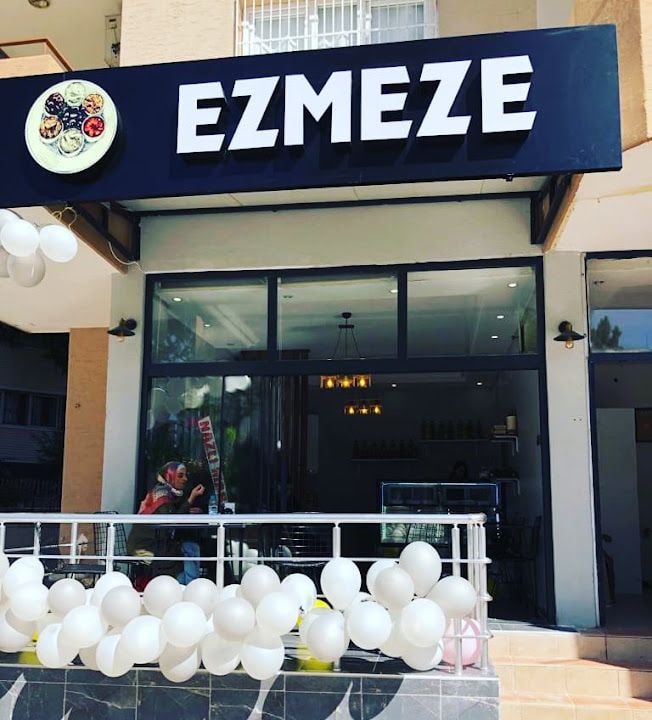 Ezmeze