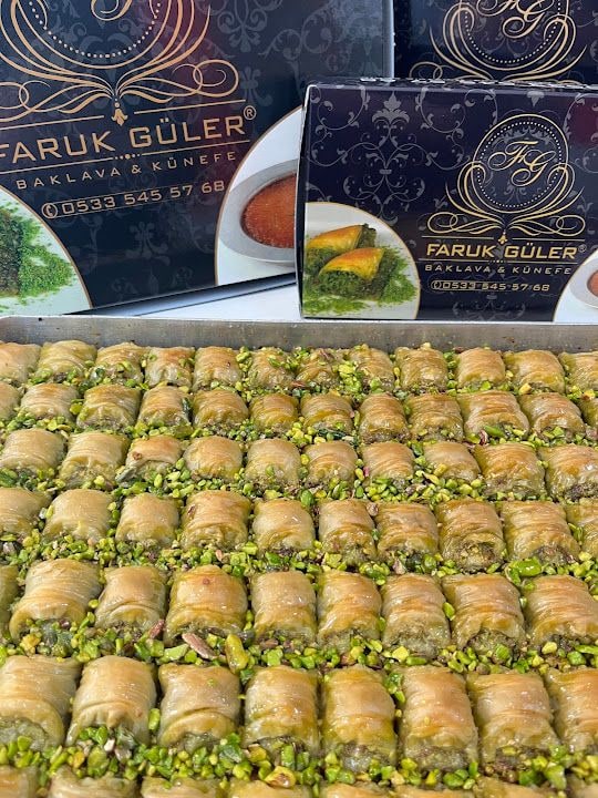 Faruk Güler Baklava - Künefe