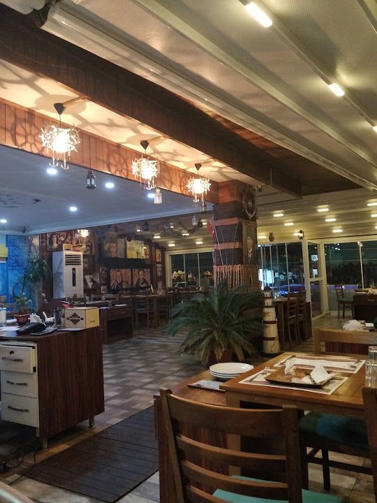 Fırfır Balık Evi