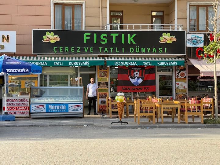 Fistik Çerez Ve Tatli Dünyasi