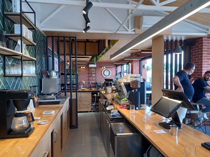 Foodhut Restoran Cafe