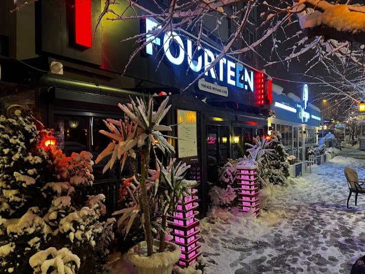 FOURTEEN YENİ NESİL MEYHANE PUB