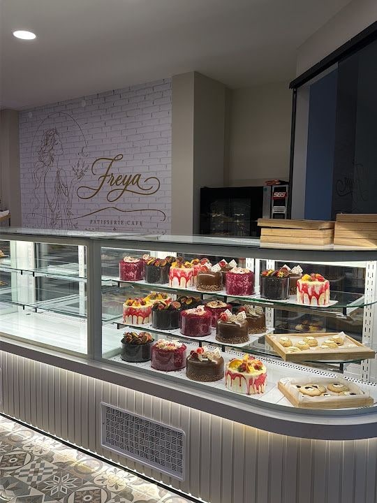 Freya Patisserie Cafe