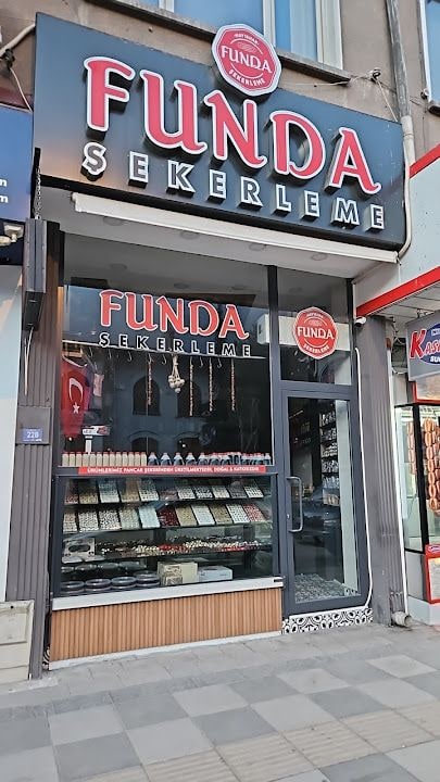 Funda Maytahan Şekerleme