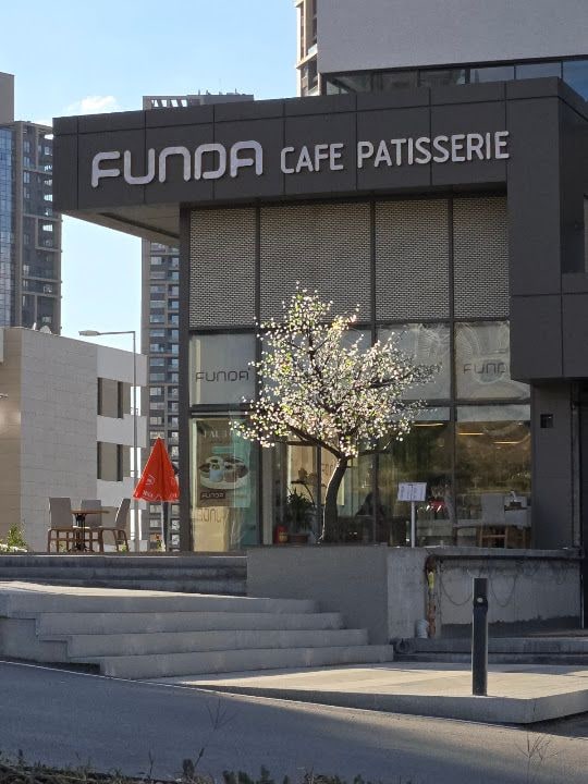Funda Pastanesi