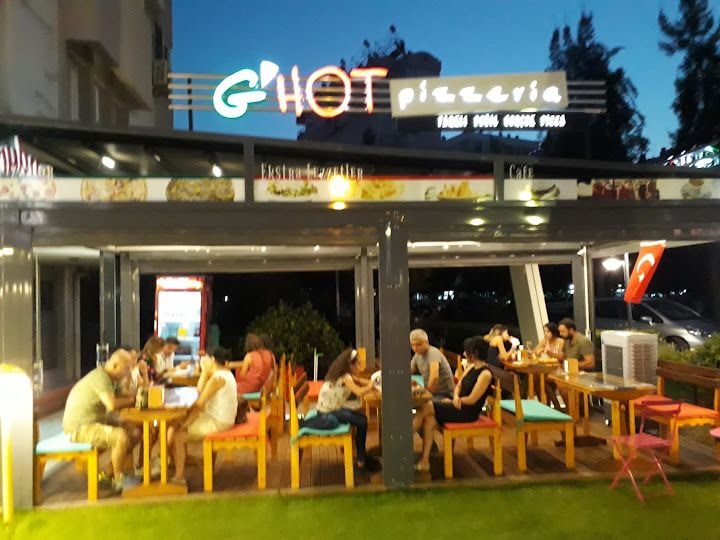 G'hot Pizzeria