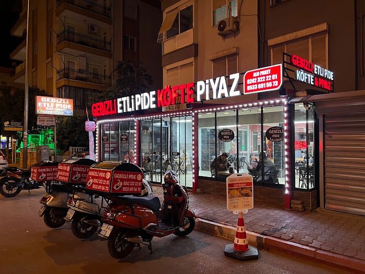 Gebizli Etli Pide & Köfte Piyaz & Kebap