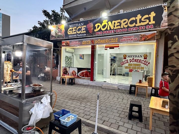 GECE DÖNERCİSİ