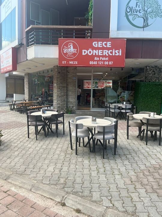 Gece Dönercisi The Tavuk