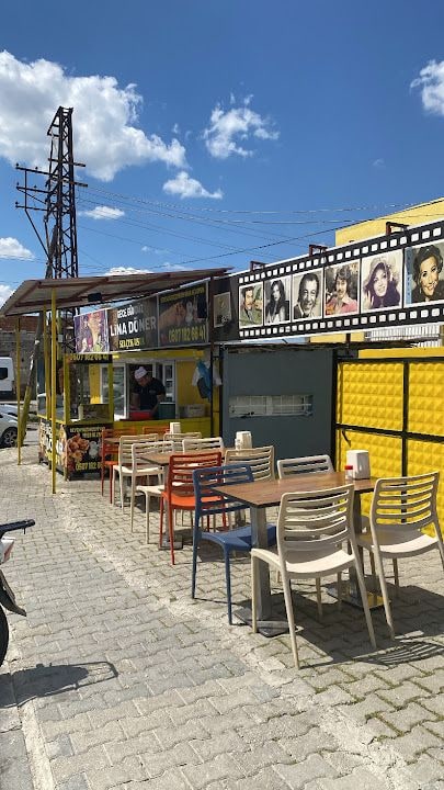 Gece gündüz Lina döner