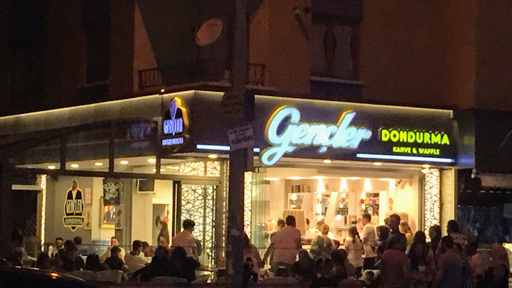 Gençler Dondurma Kahve