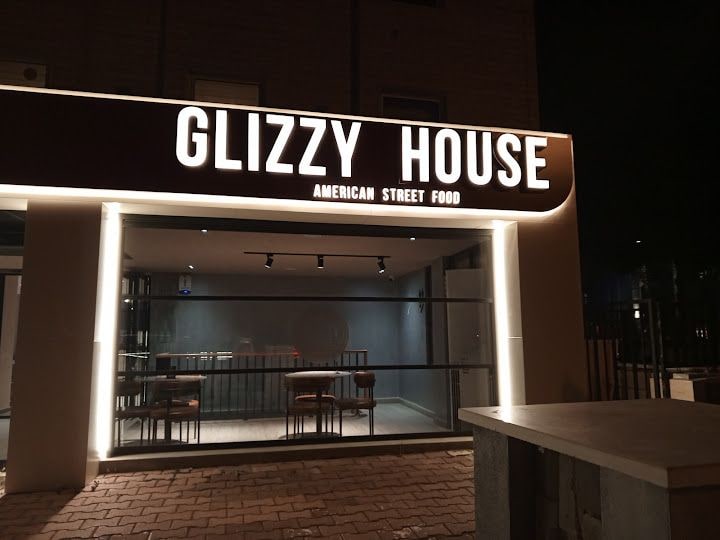 Glizzy House