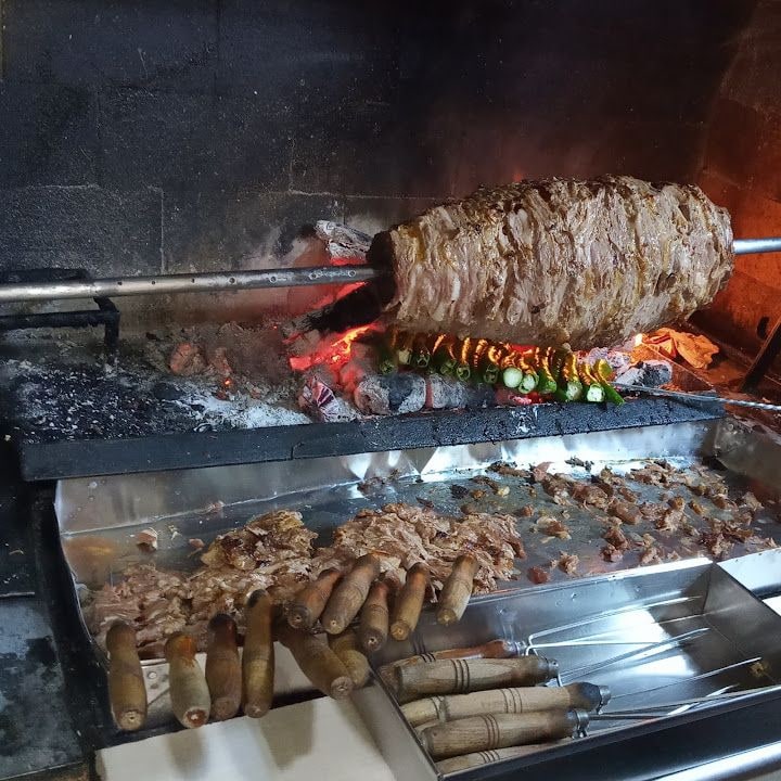 (gölbaşı Ankara)aksu Cağ Kebap