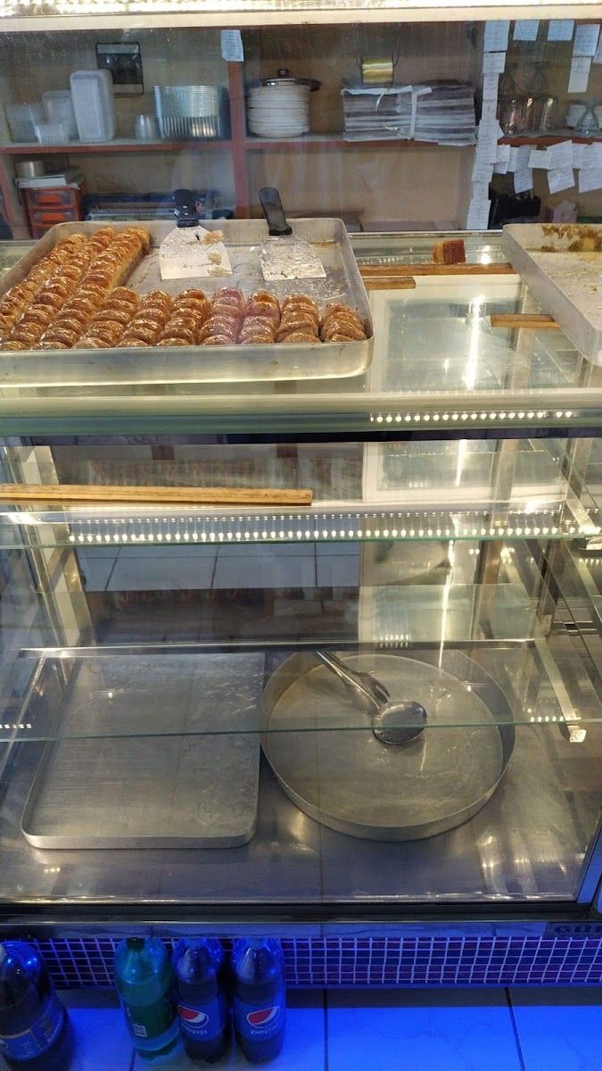 Gönen Atila Bizim Tatlı Ve Dondurma