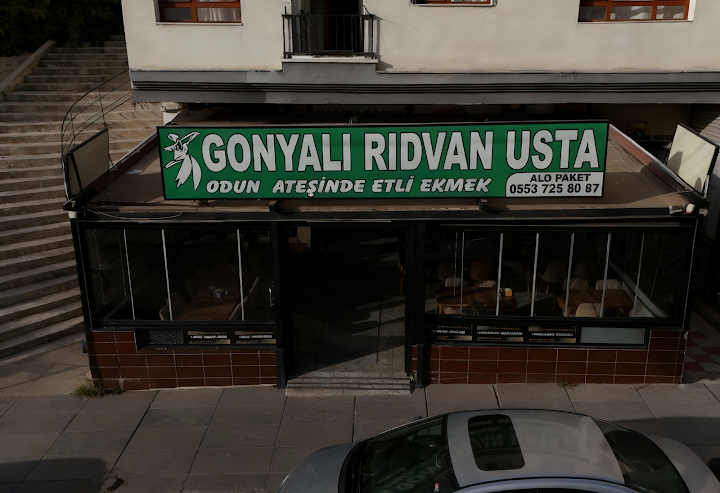 Gonyalı Rıdvan Usta Etliekmek Izgara